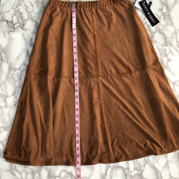 Indie Style Skirt - Picture 2 of 5